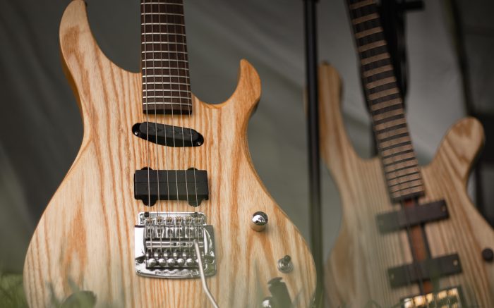 Handcrafted bespoke guitars